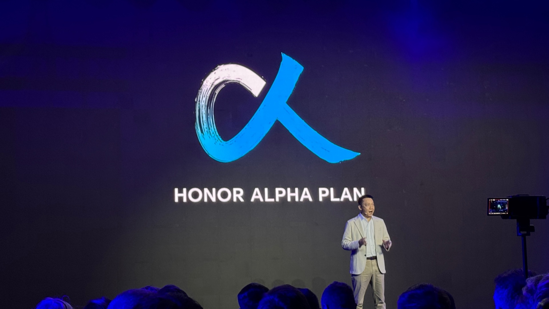 További részleteket árult el a HONOR az Alpha Plan-ről